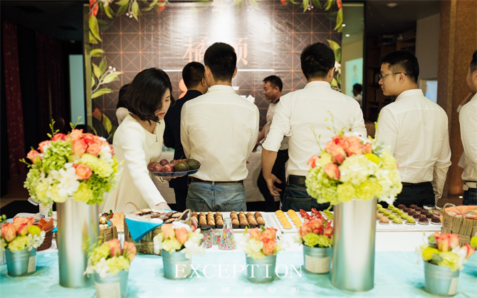 【大事件】一只橘子引發(fā)的告白現(xiàn)場(chǎng)-別墅設(shè)計(jì),軟裝設(shè)計(jì),室內(nèi)設(shè)計(jì),豪宅設(shè)計(jì),深圳例外軟裝設(shè)計(jì)公司