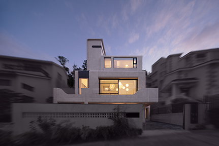 互聯(lián)網(wǎng)大咖于時光中漫游，解鎖1000m2未來感之家！